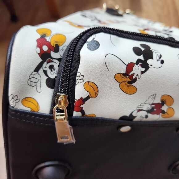 🇬🇪🔥NWT Disney Bioworld Ivory Mickey Mouse Roller Duffel Travel Bag - Picture 8 of 15